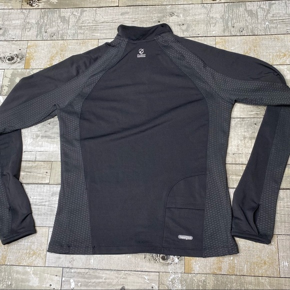 North face Pull over - Picture 2 of 5